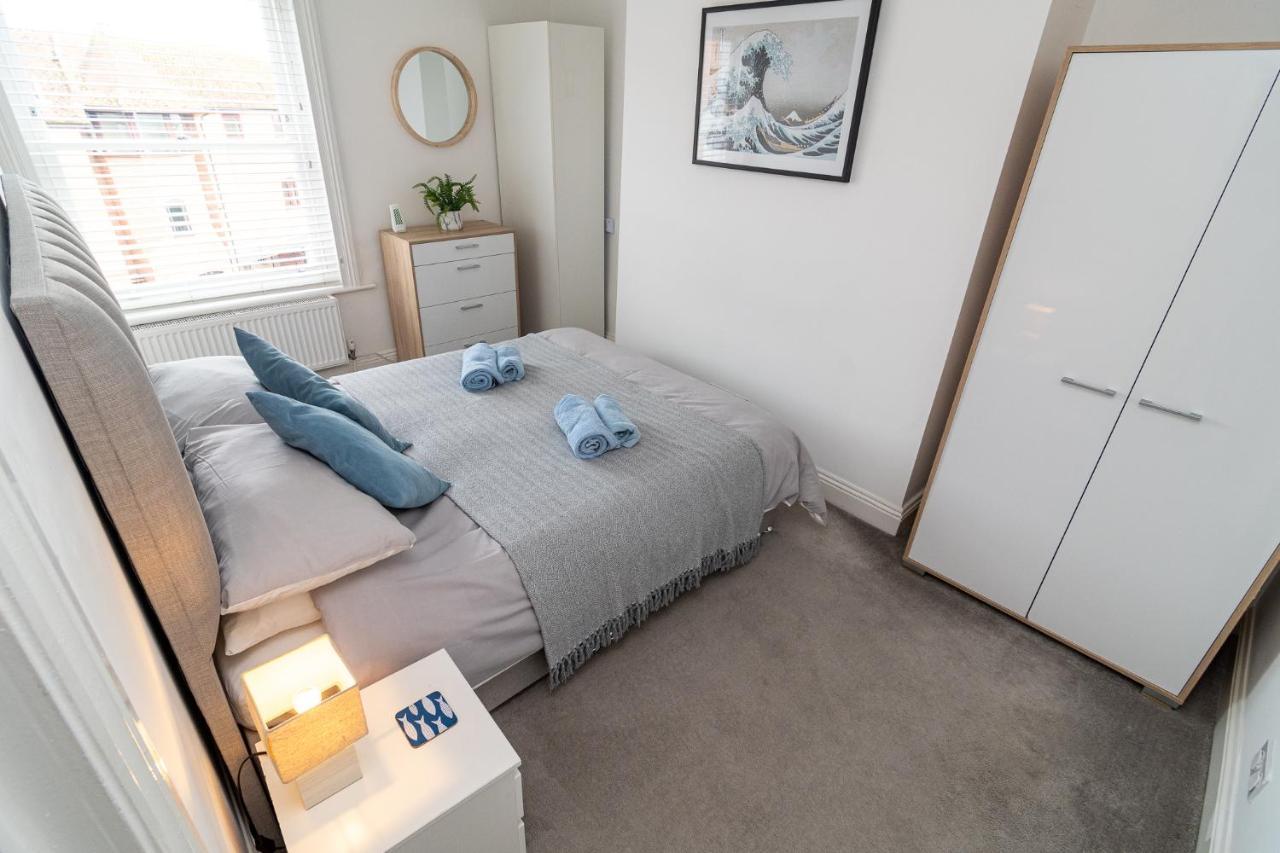 Light And Airy 1 Bedroom Flat 700M From The Beach Bornemouth Extérieur photo