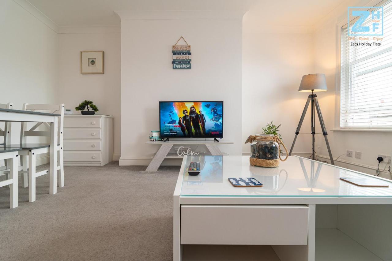 Light And Airy 1 Bedroom Flat 700M From The Beach Bornemouth Extérieur photo