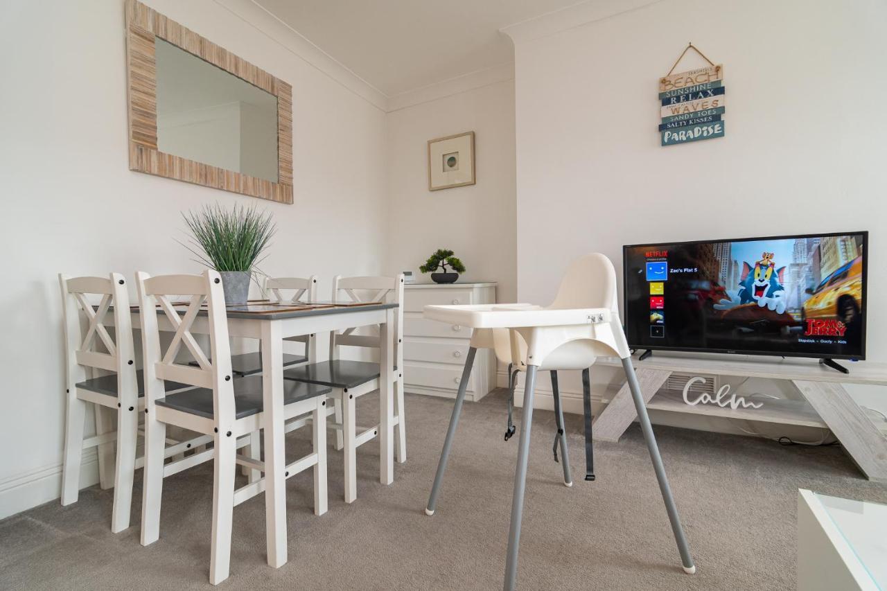 Light And Airy 1 Bedroom Flat 700M From The Beach Bornemouth Extérieur photo