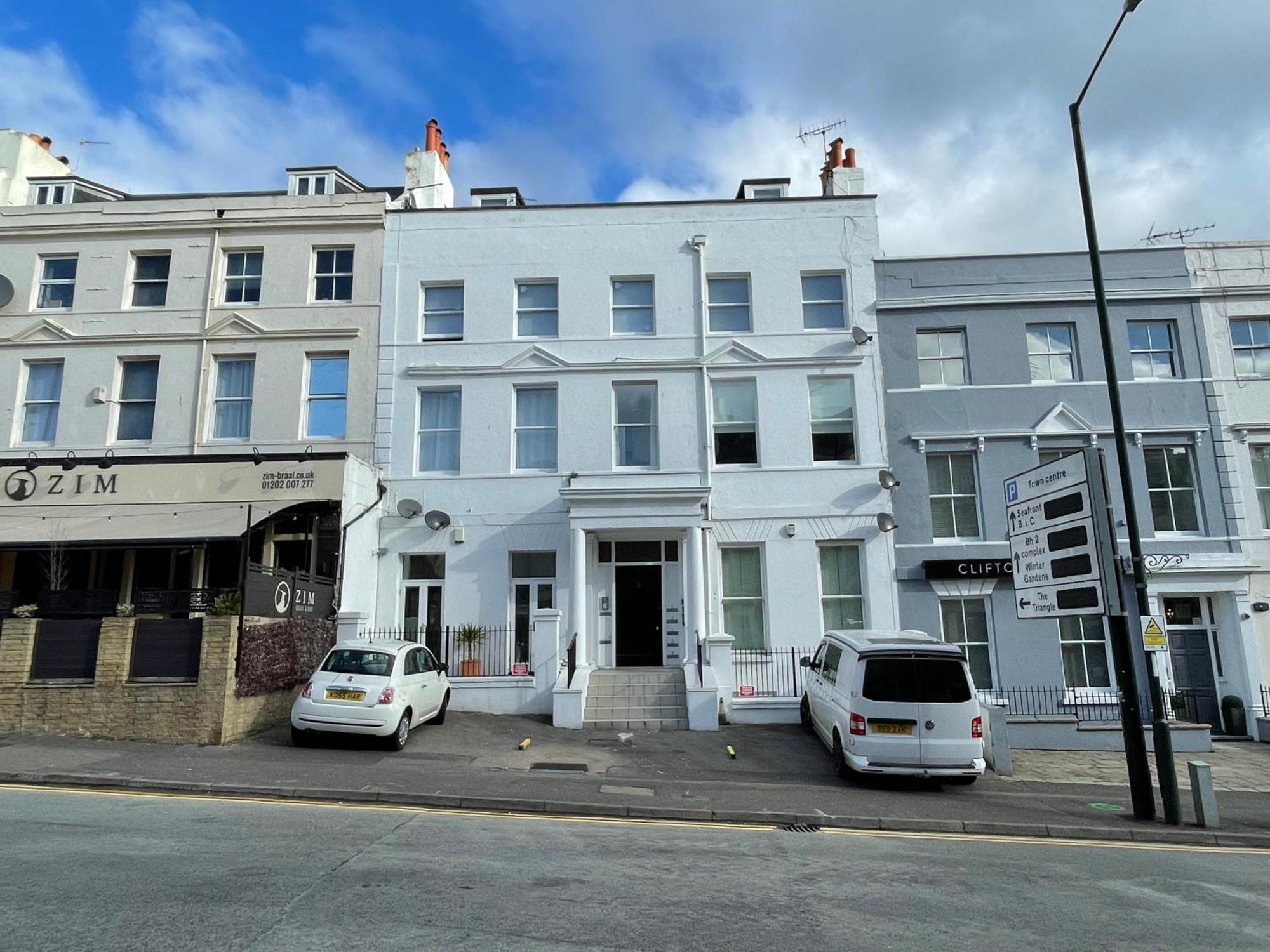 Light And Airy 1 Bedroom Flat 700M From The Beach Bornemouth Extérieur photo
